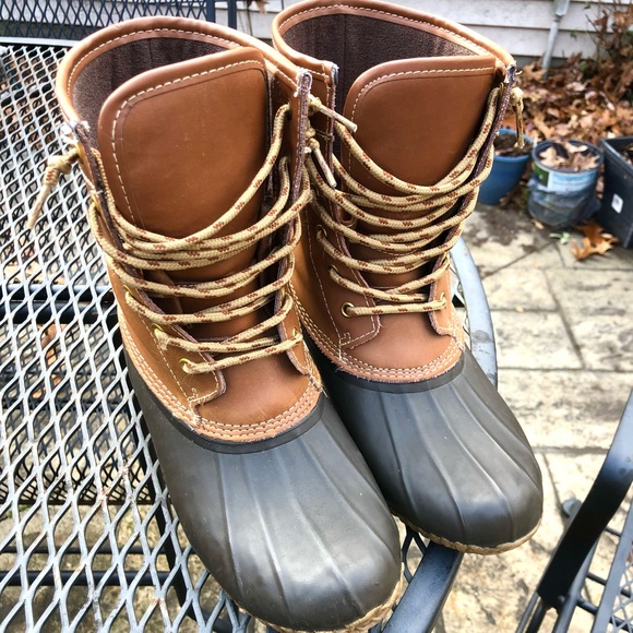 Khombu Duck Boots - Picture 1 of 4
